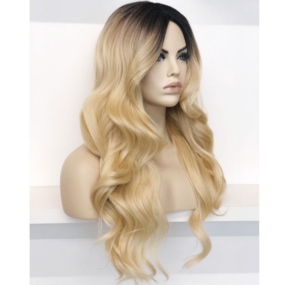 30" Side Part Golden Blonde Wavy Wig | Ariana - Picture 3 of 8